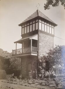 Figure SEQ Figure \* ARABIC 1: The tower at Anlaby, c. 1914. Source: Kapunda Museum.